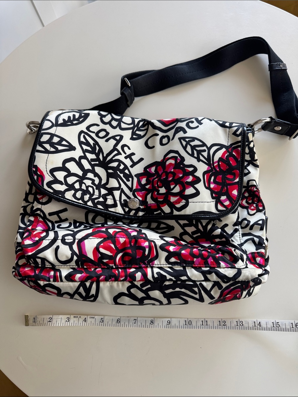 Coach Kyra Poppy Daisy Floral Graffiti Messenger Bag - Picture 2 of 16